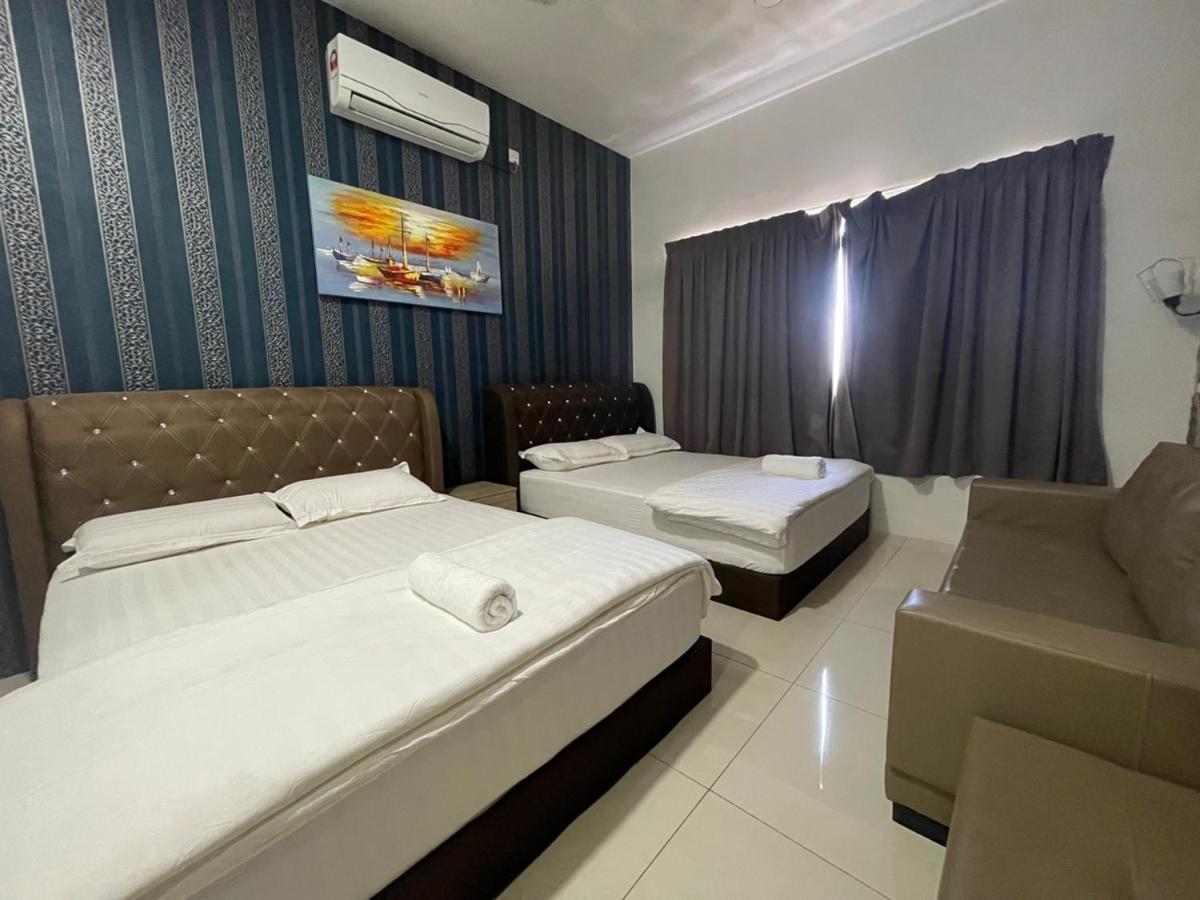 1000sqm 3 bedroom, 2 bathroom Apartamento in Batu Burok Kuala Terengganu Exterior foto