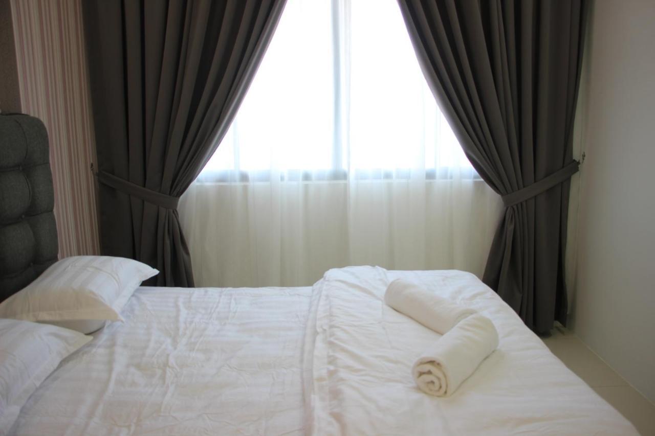 1000sqm 3 bedroom, 2 bathroom Apartamento in Batu Burok Kuala Terengganu Exterior foto